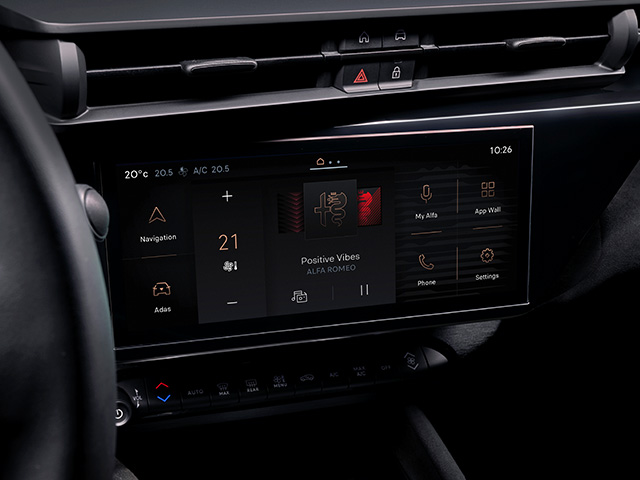 Alfa Romeo Junior - Junior Elettrica 2024 Intérieur - Ecran tactile