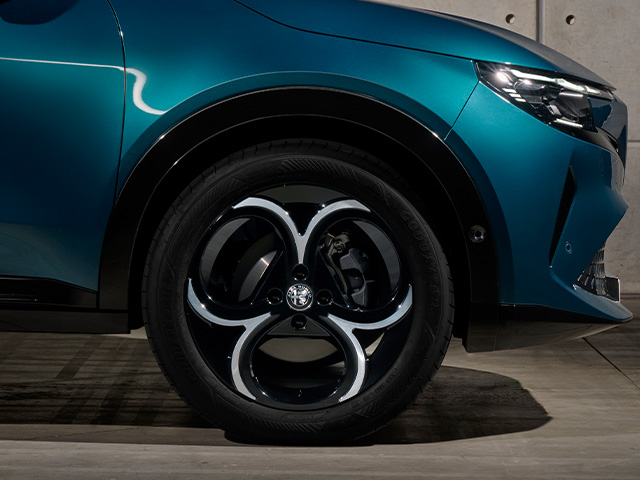 Alfa Romeo Junior - Junior Ibrida 2024 Extérieur - Jantes