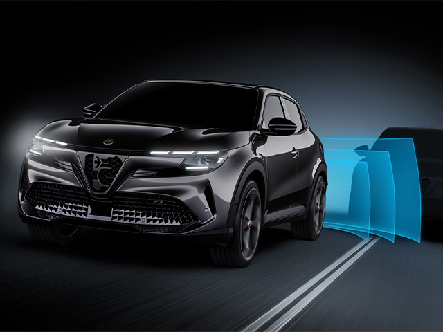 Alfa Romeo Junior - Junior Elettrica 2024 ADAS - Surveillance des angles morts