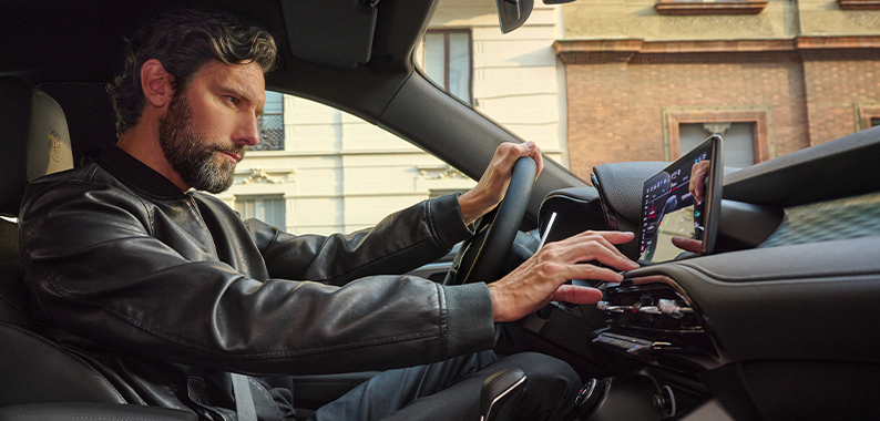 Alfa Romeo Stelvio Quadrifoglio - Service client 1